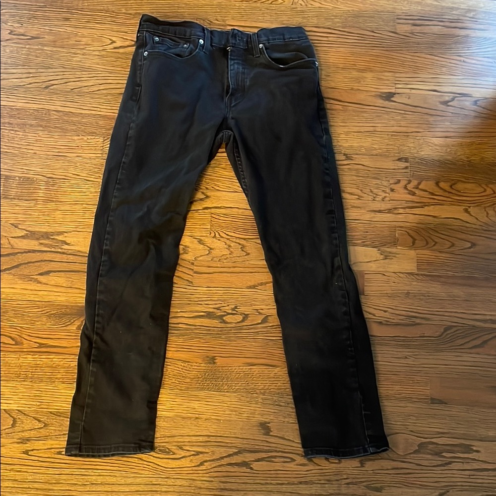 Men's Black Levi Jeans